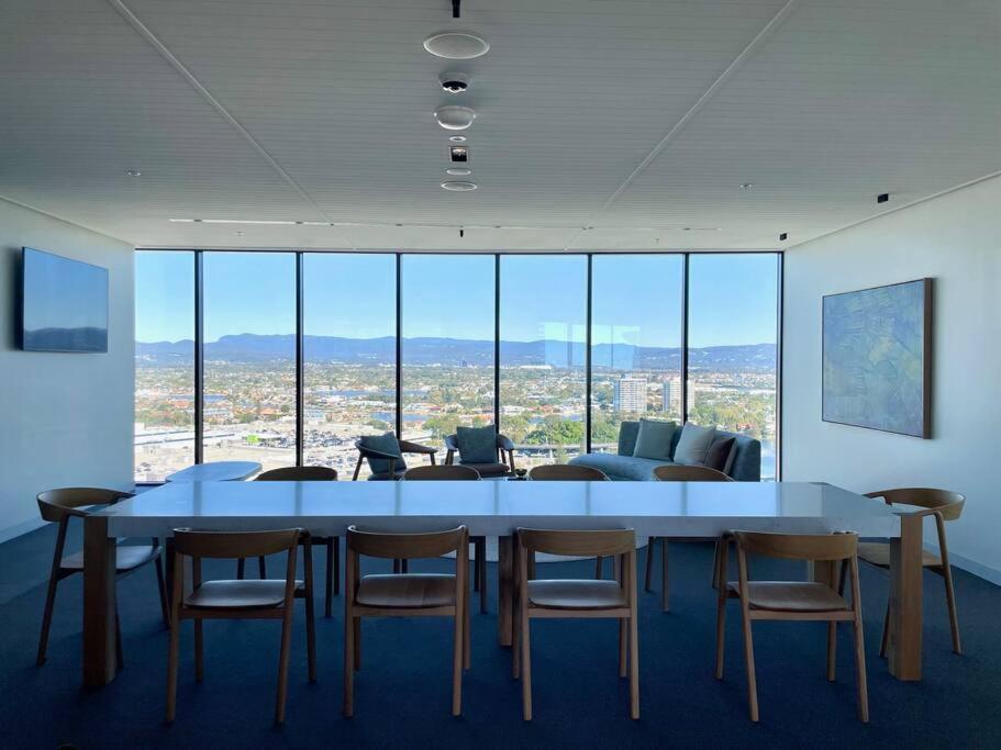 Luxury Stunning Riverview 1 Bedroom Apt 479F Gold Coast Extérieur photo